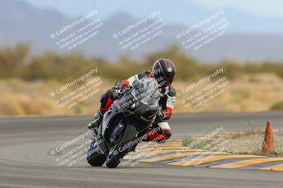 media/Jan-15-2023-SoCal Trackdays (Sun) [[c1237a034a]]/Turn 15 (1pm)/